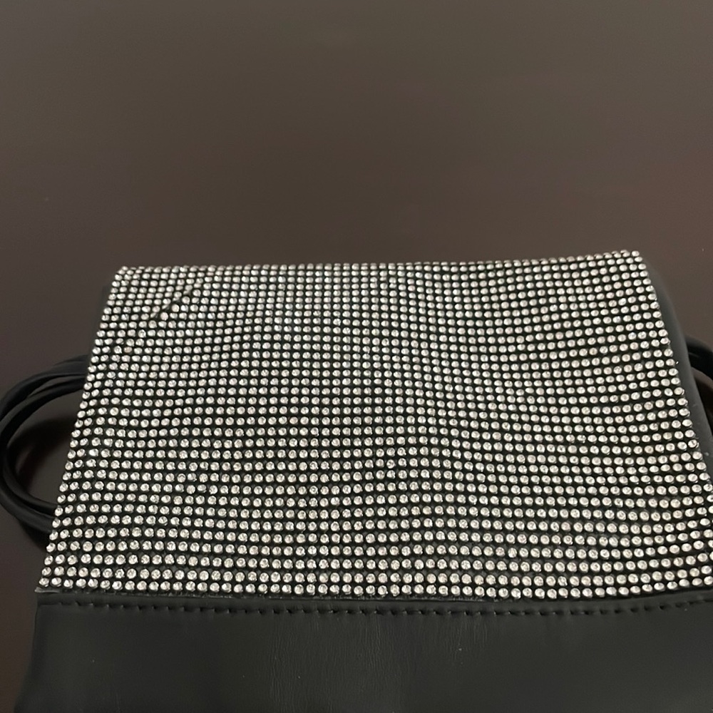 Clutch pouch - Picture 2 of 2